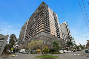 Complete Host Elm Apartments